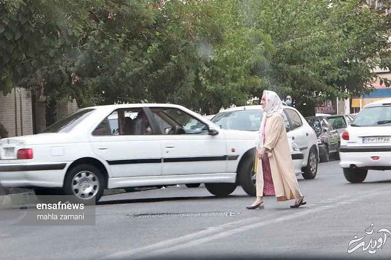 زنان در تهران، تابستان ۱۴۰۰